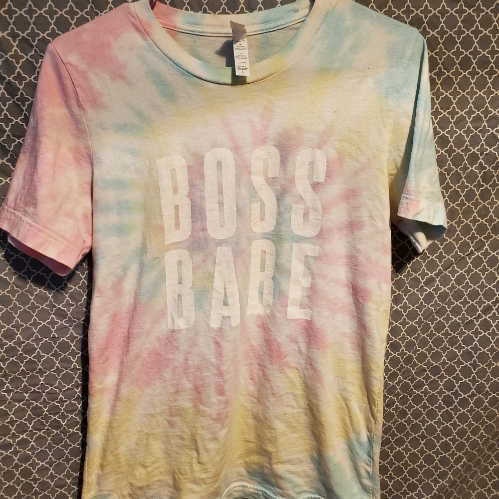 Tye dye graphic t-shirt